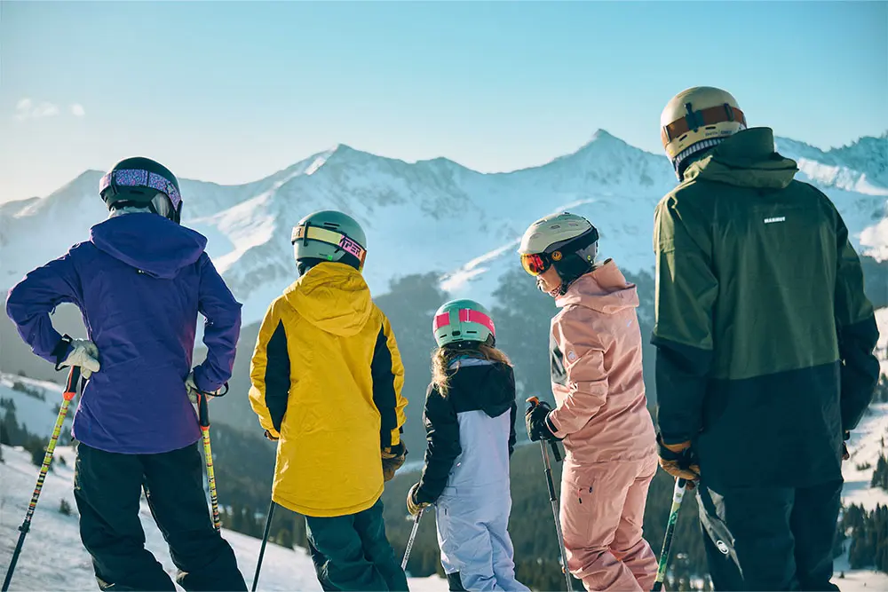 family getting ready to drop in